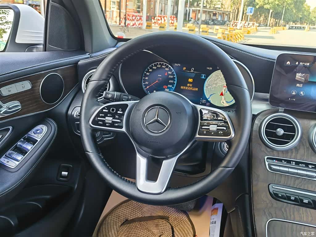 Mercedes-Benz GLC, 2021 12