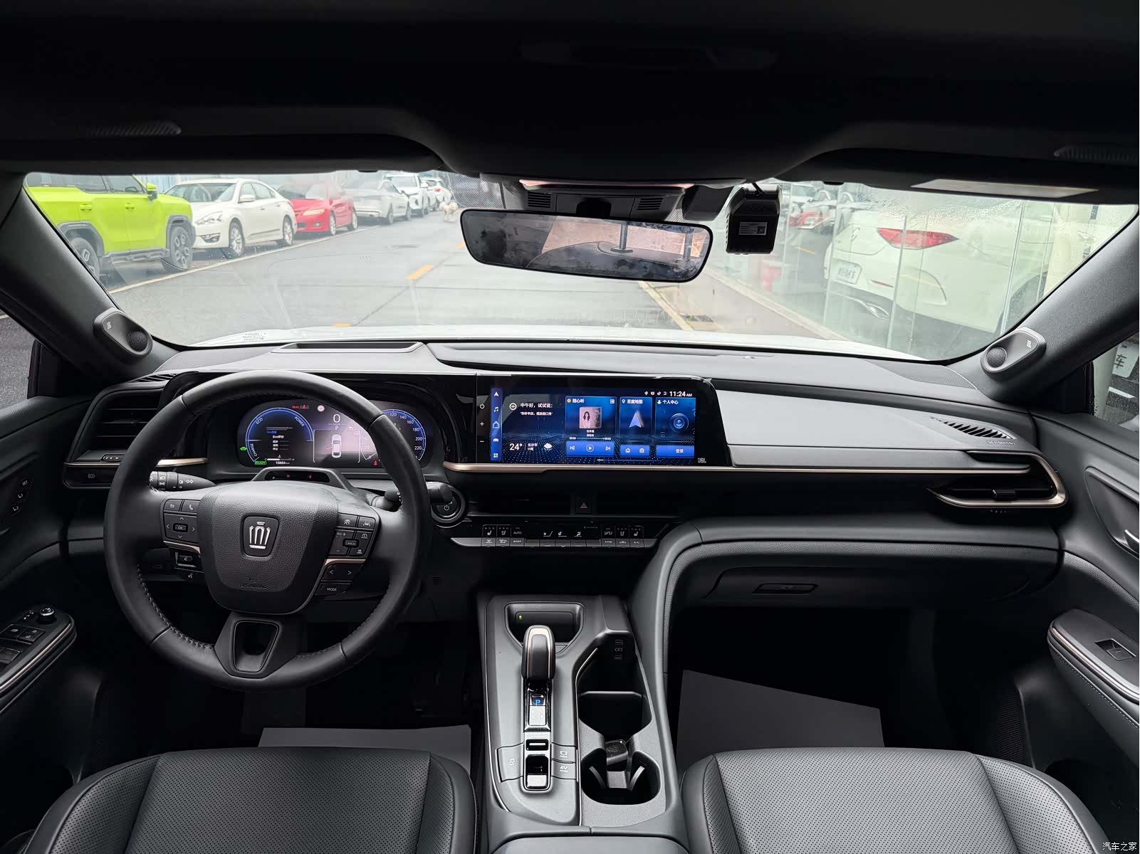 Toyota Crown, 2024 9