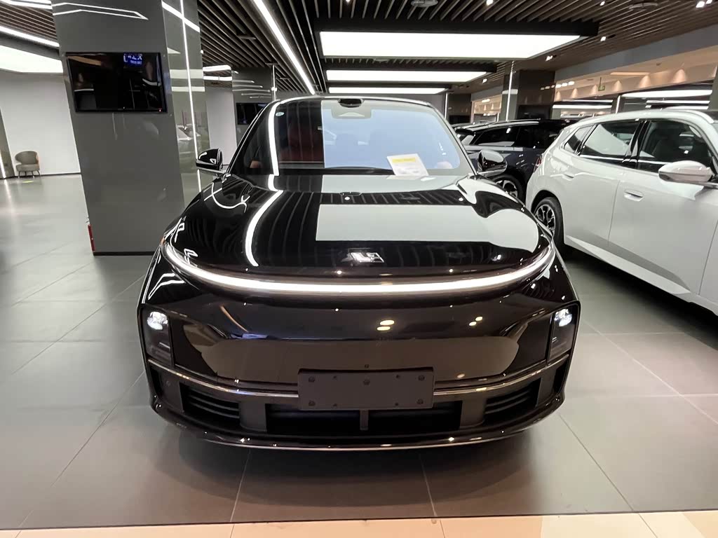 Li Auto L7