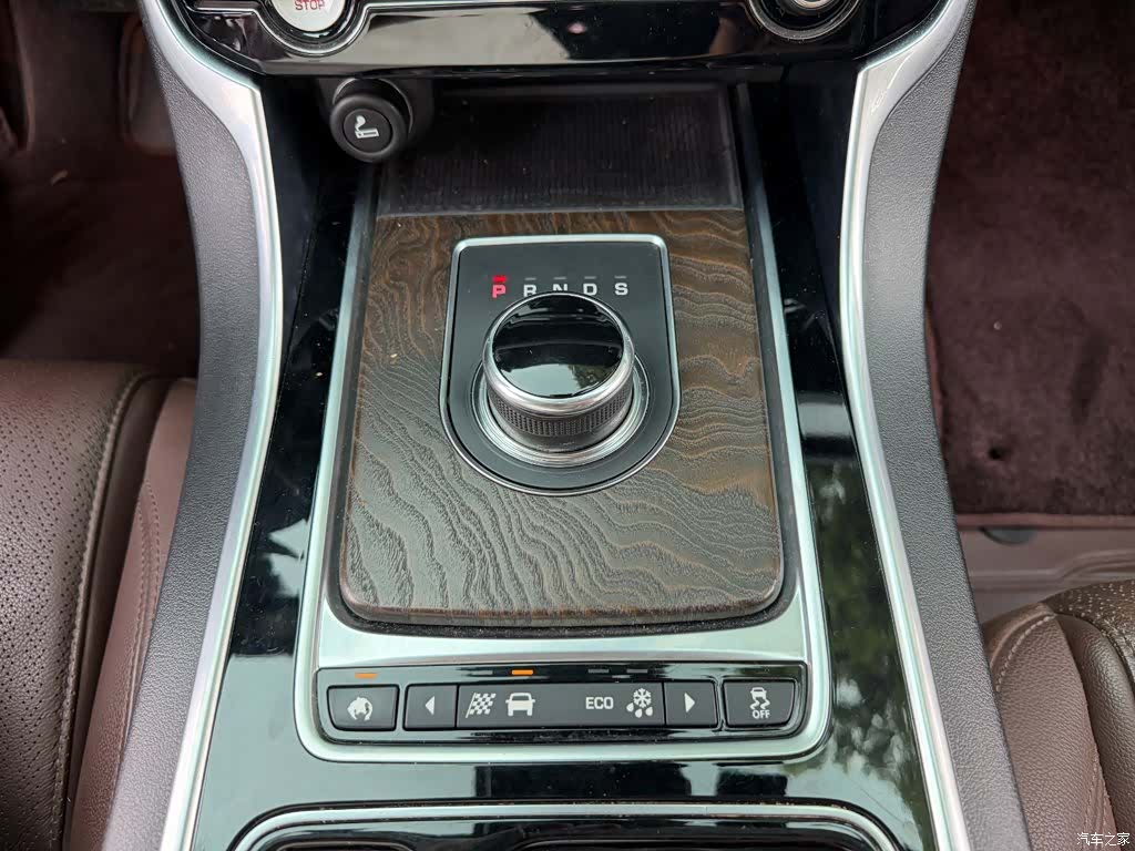 Land Rover XFL, 2017 9