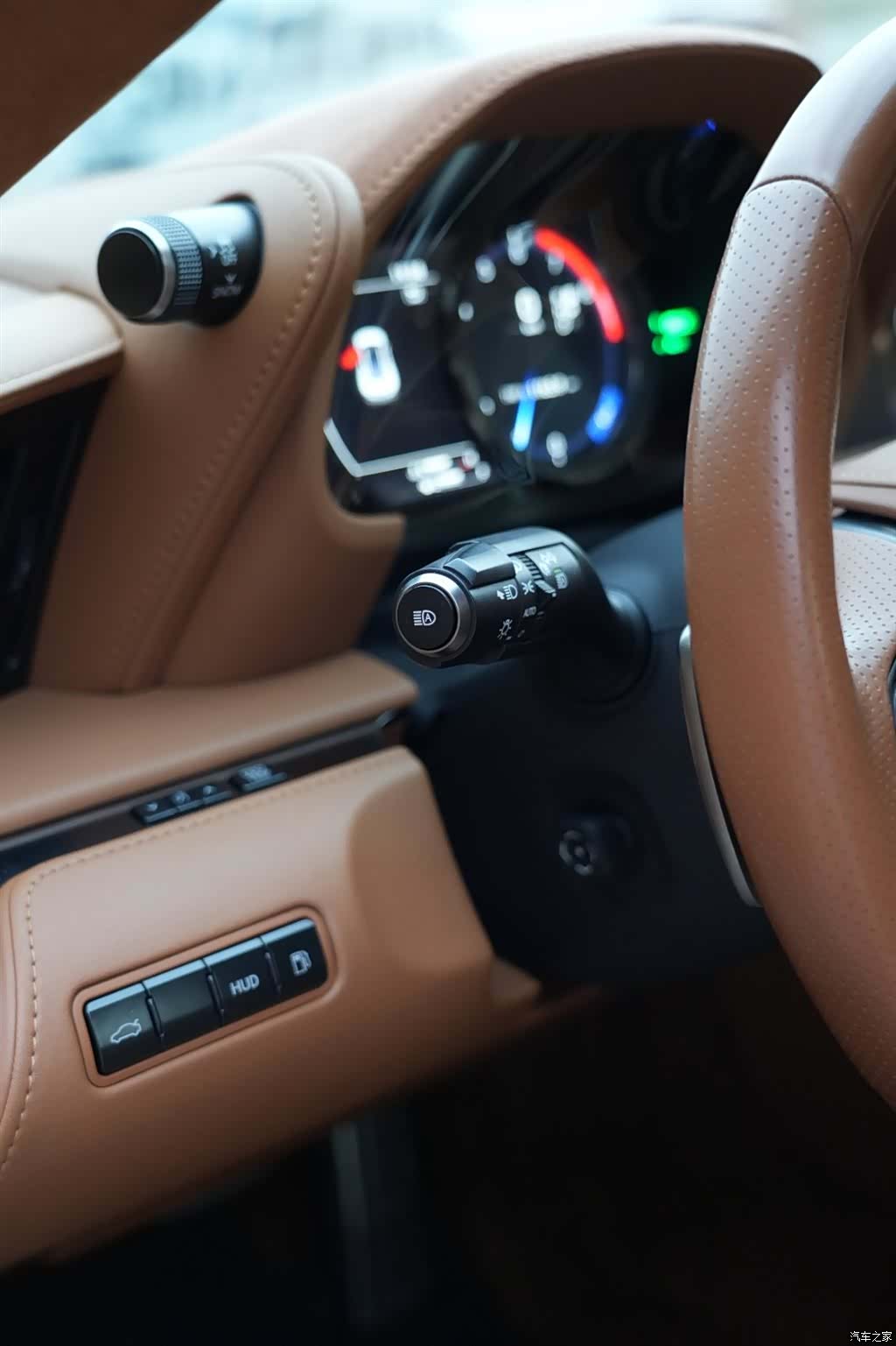 Lexus LC, 2018 12