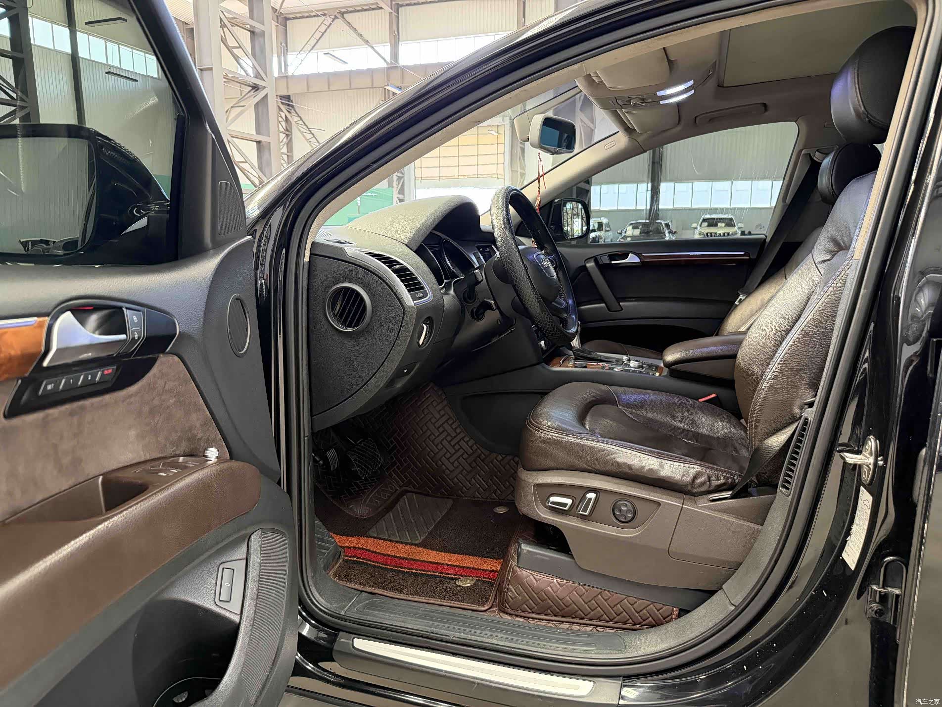 Audi Q7, 2013 12