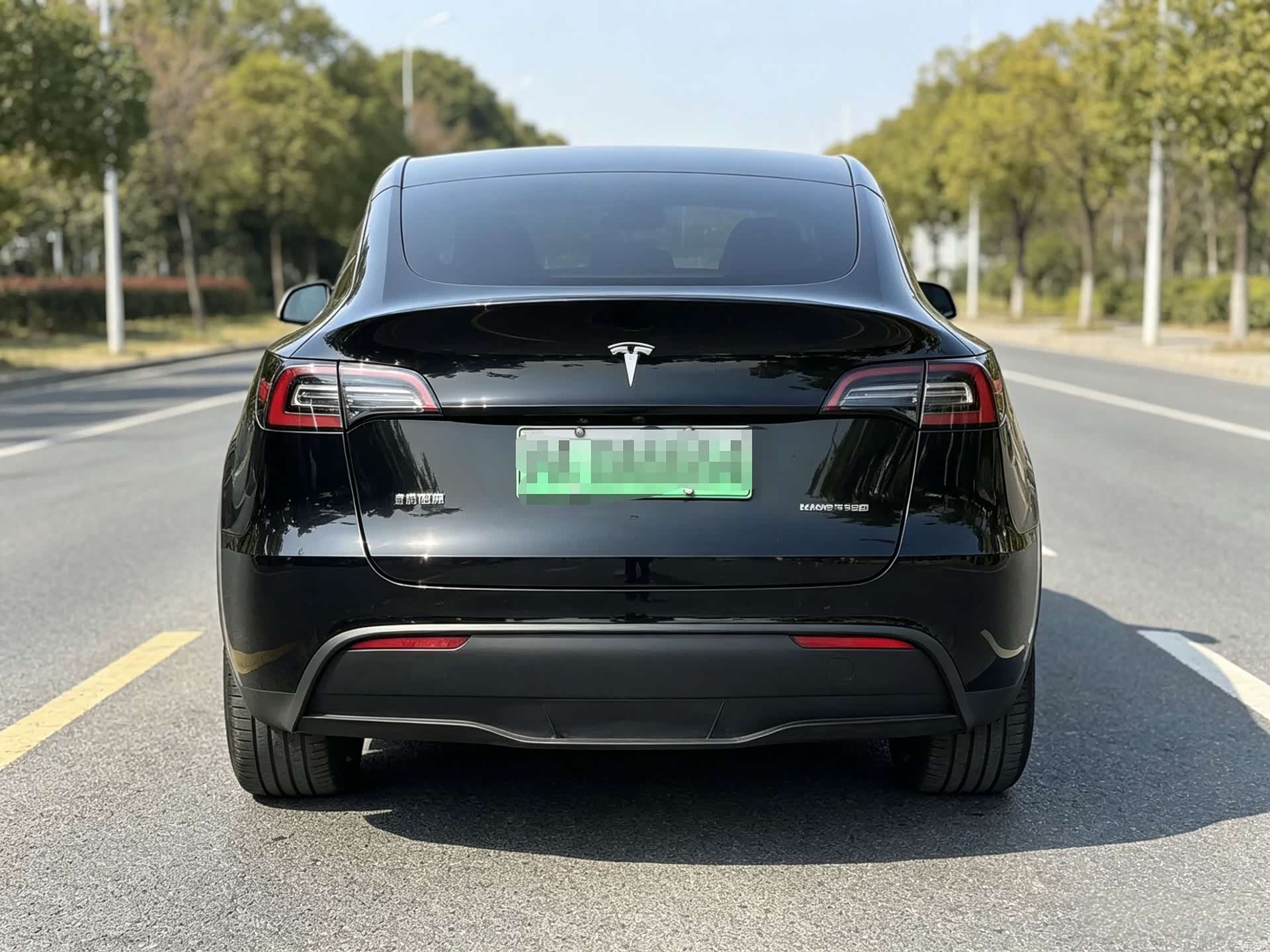 Tesla Model Y, 2021 11