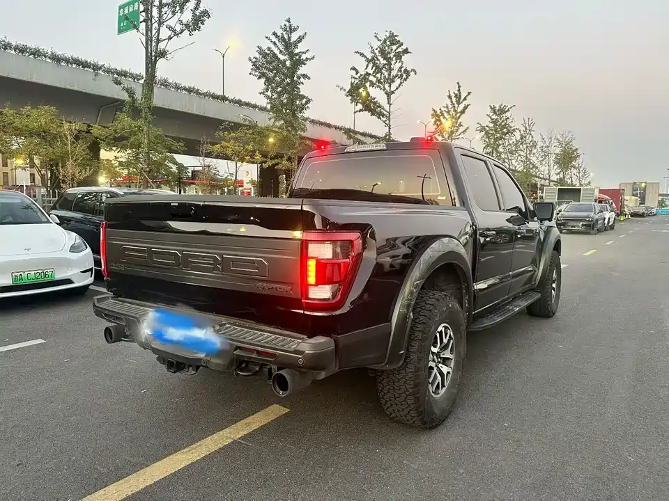 Ford F-150 Raptor