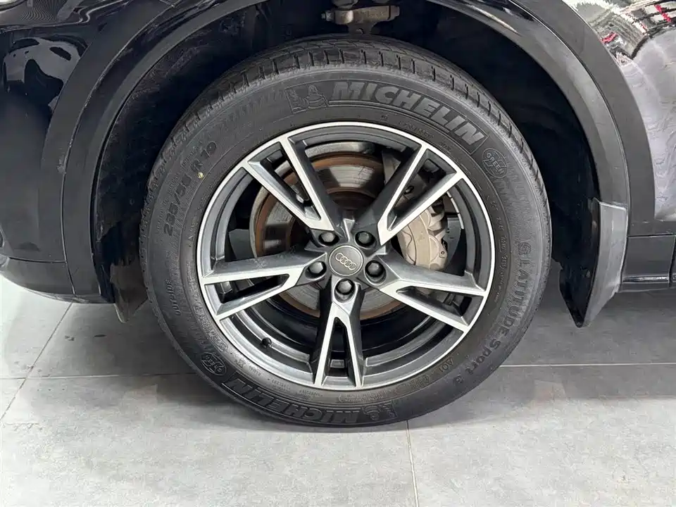 Audi Q5L Audi Q5L