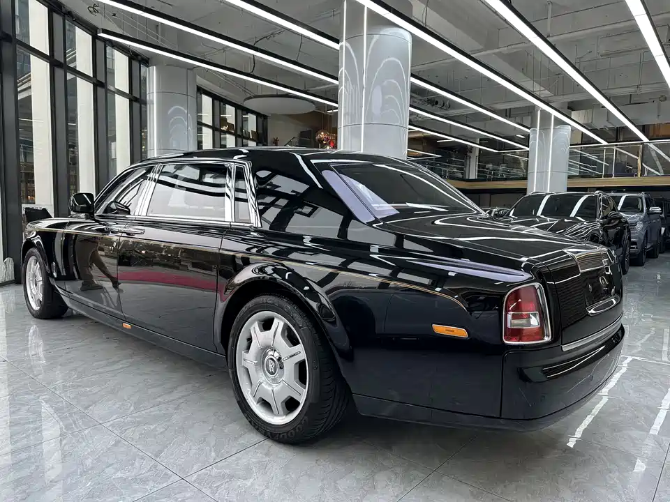 Rolls-Royce Phantom