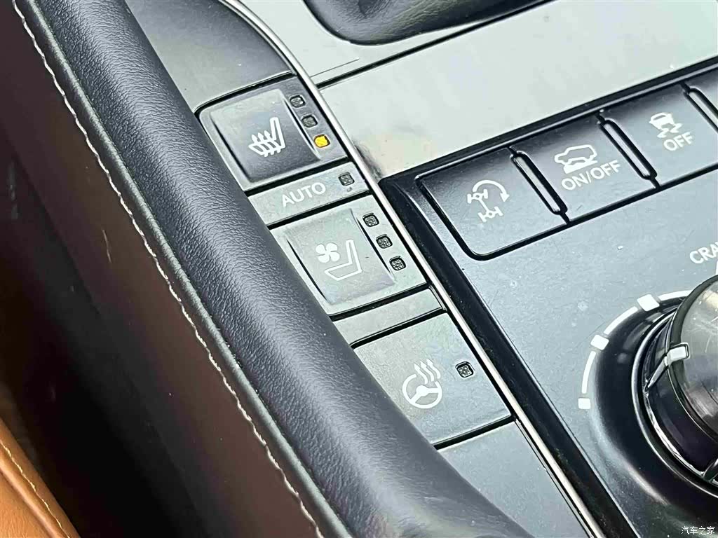 Lexus LX, 2018 12