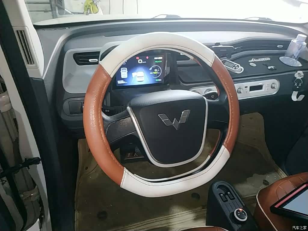 Wuling MINIEV, 2023 11