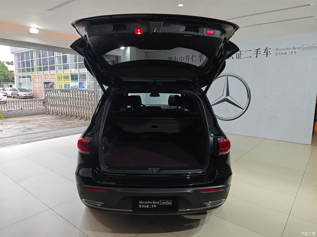 Mercedes-Benz EQB, 2023 11