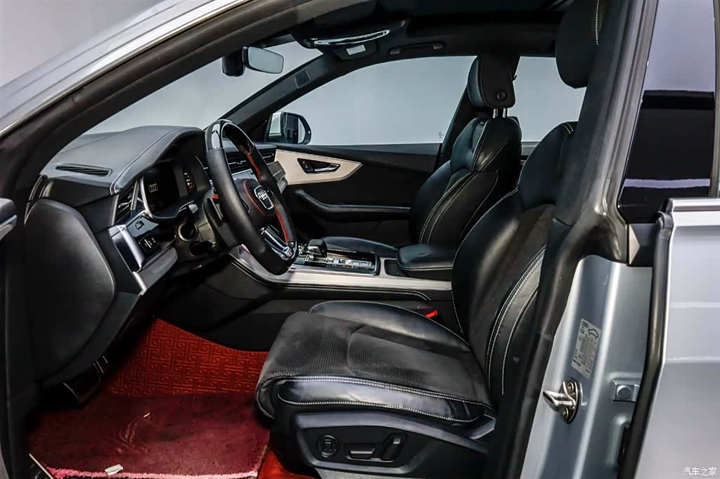 Audi Q8, 2020 28
