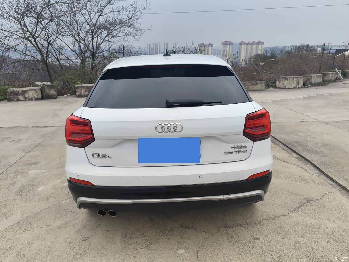 Audi Q2L, 2021 12
