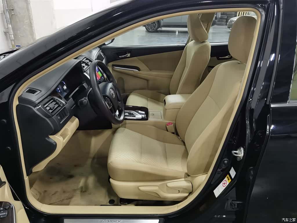 Toyota Camry, 2015 10