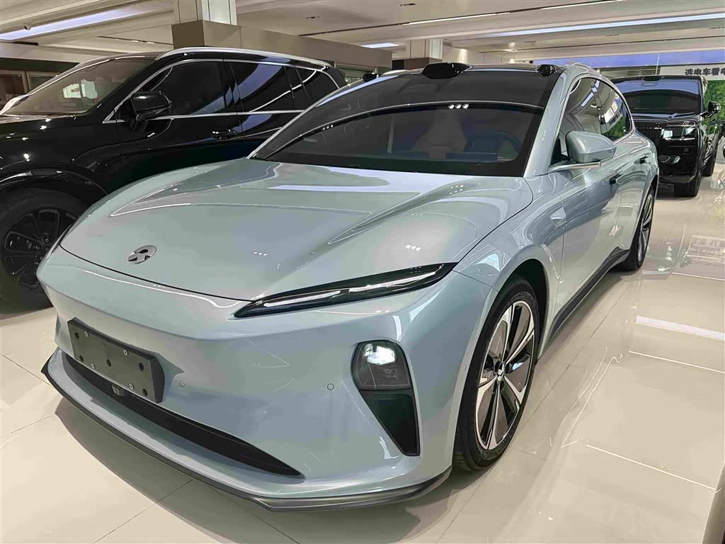 NIO ET5T