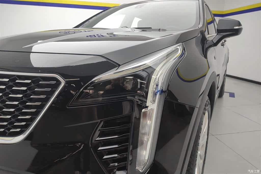 Cadillac XT4, 2021 все фото