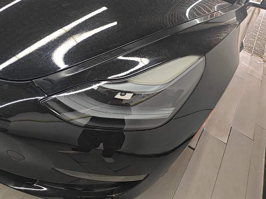Tesla Model 3 Tesla Model 3