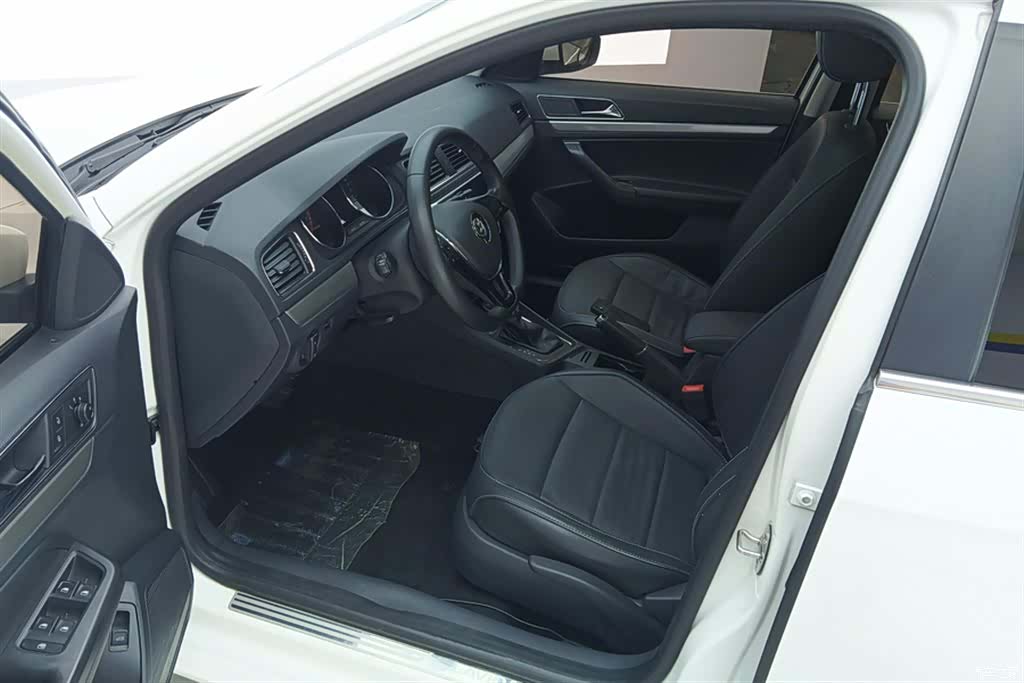 Volkswagen Lavida, 2016 9