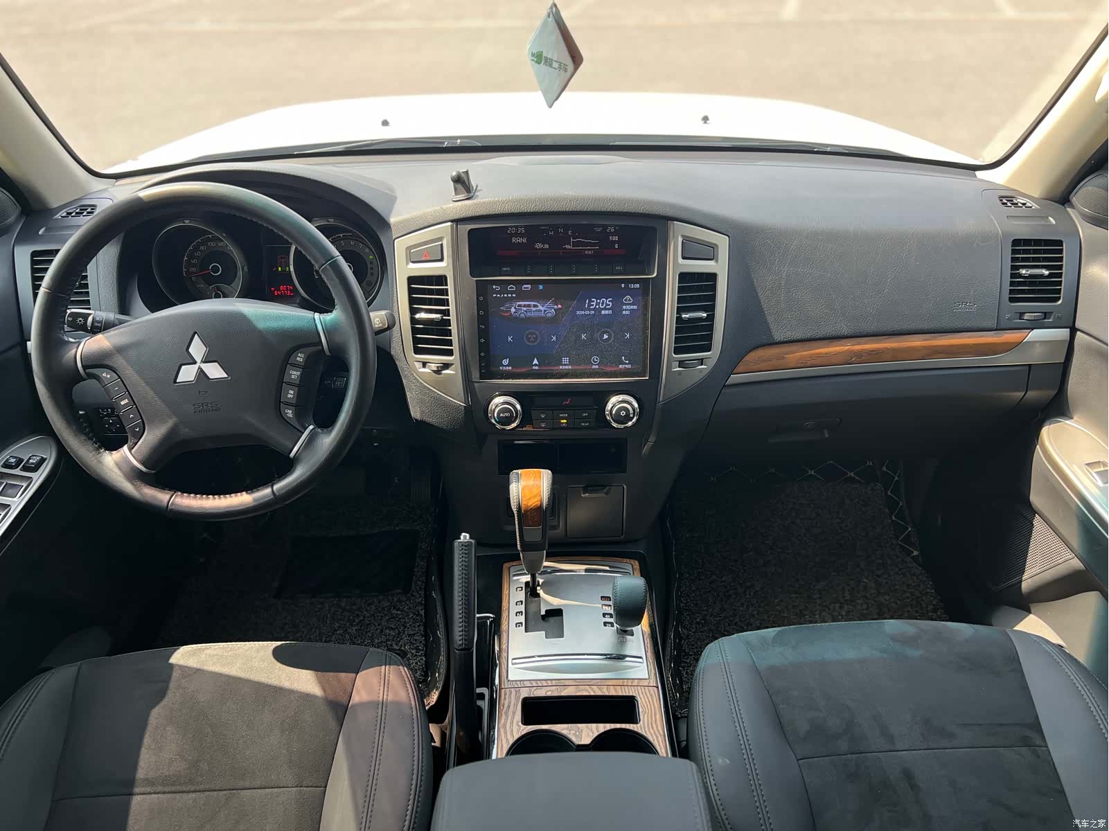Mitsubishi Pajero, 2018 18
