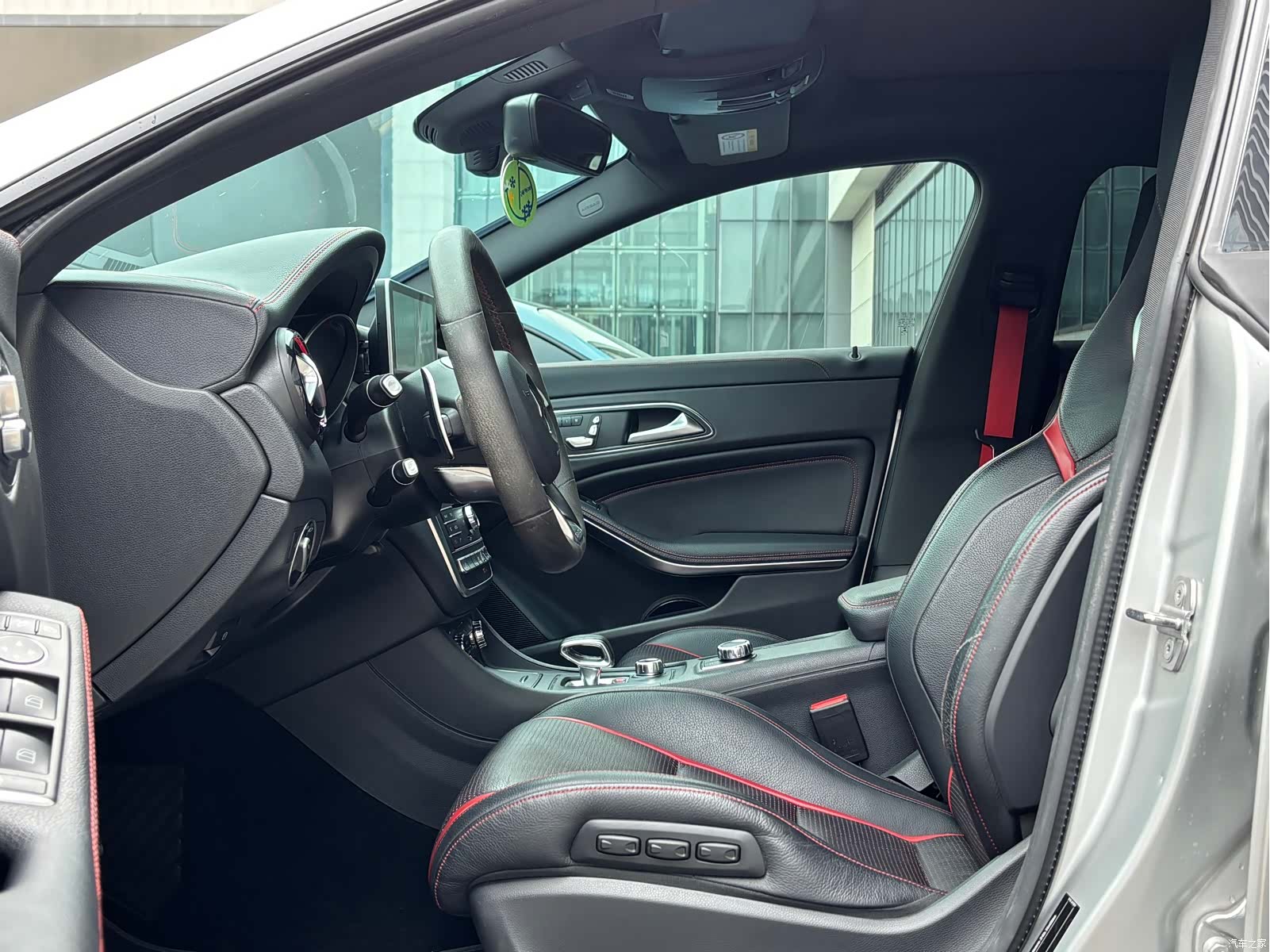 Mercedes-Benz CLA, 2019 9