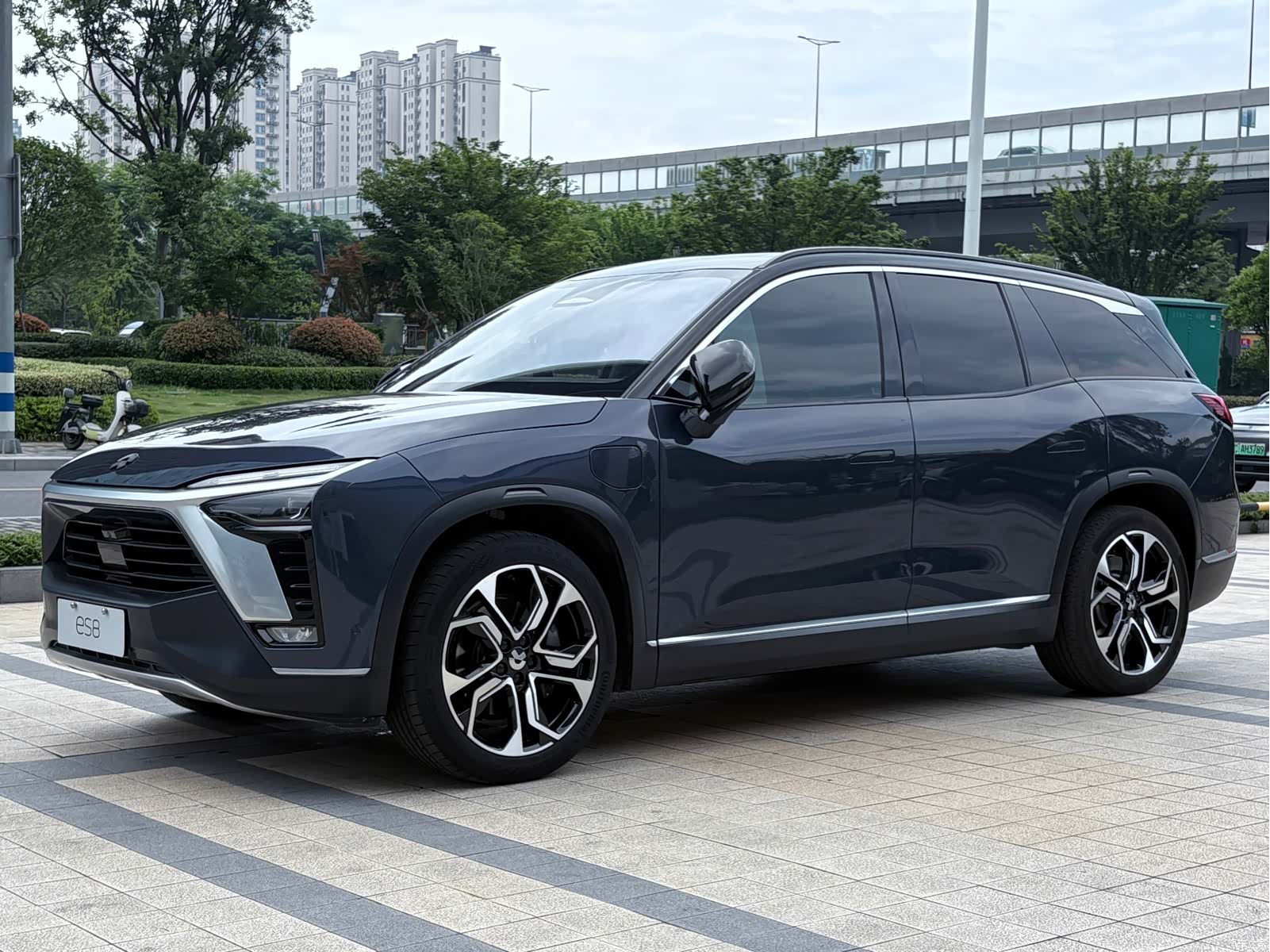 NIO ES8, 2021 1