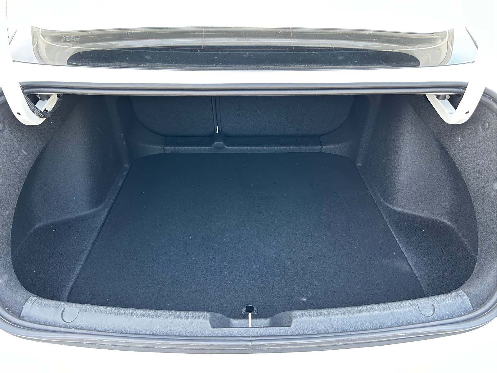 Geely Preface, 2025 17