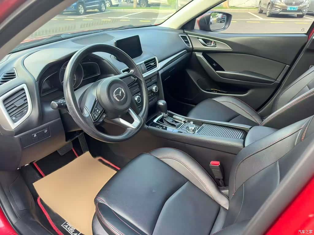 Mazda Mazda3, 2019 10