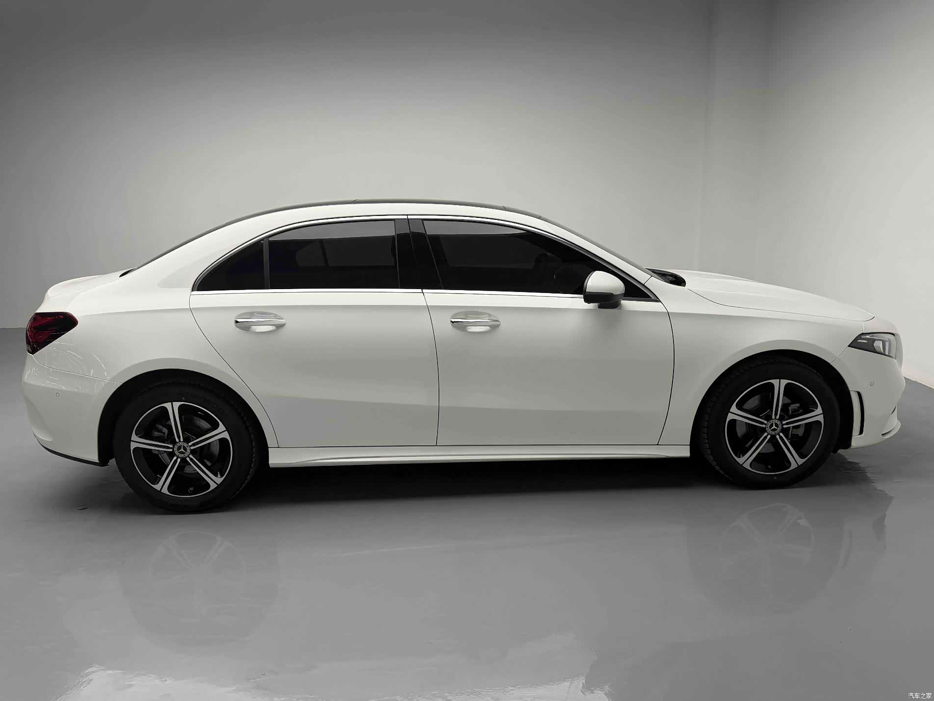 Mercedes-Benz A-Class, 2022 6