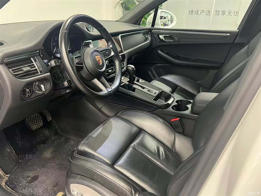 Porsche Macan, 2024 11