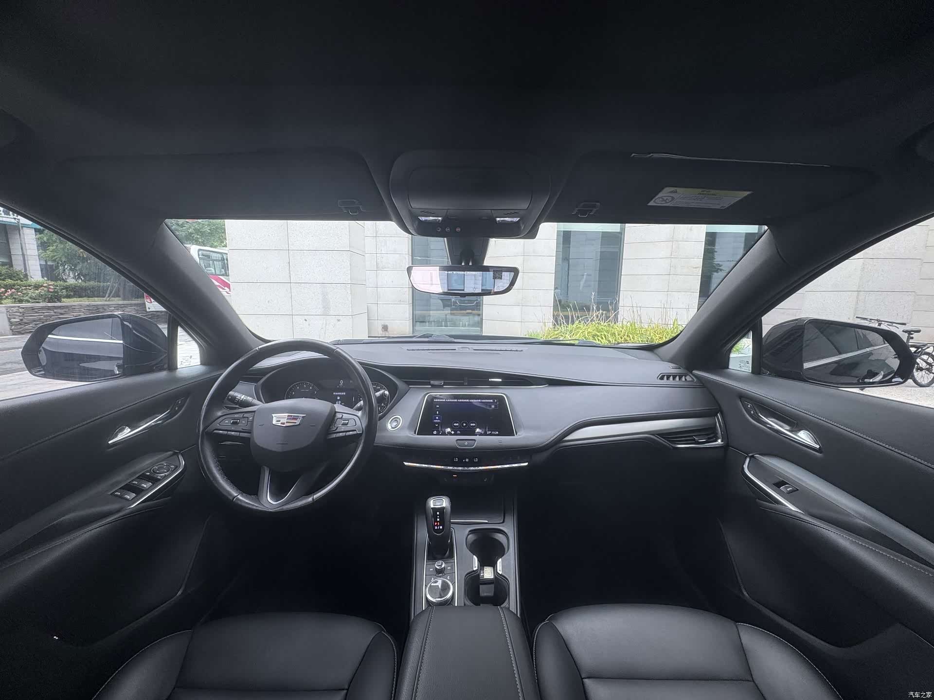 Cadillac XT4, 2019 10