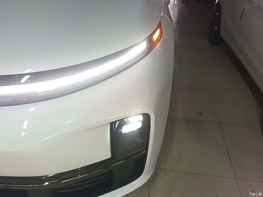 Li Auto L7, 2024 24