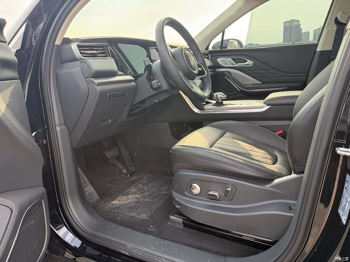 Hongqi HS7, 2024 6