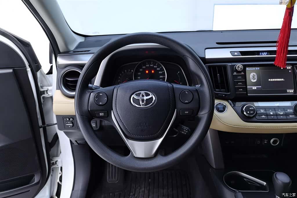 Toyota RAV4, 2018 15