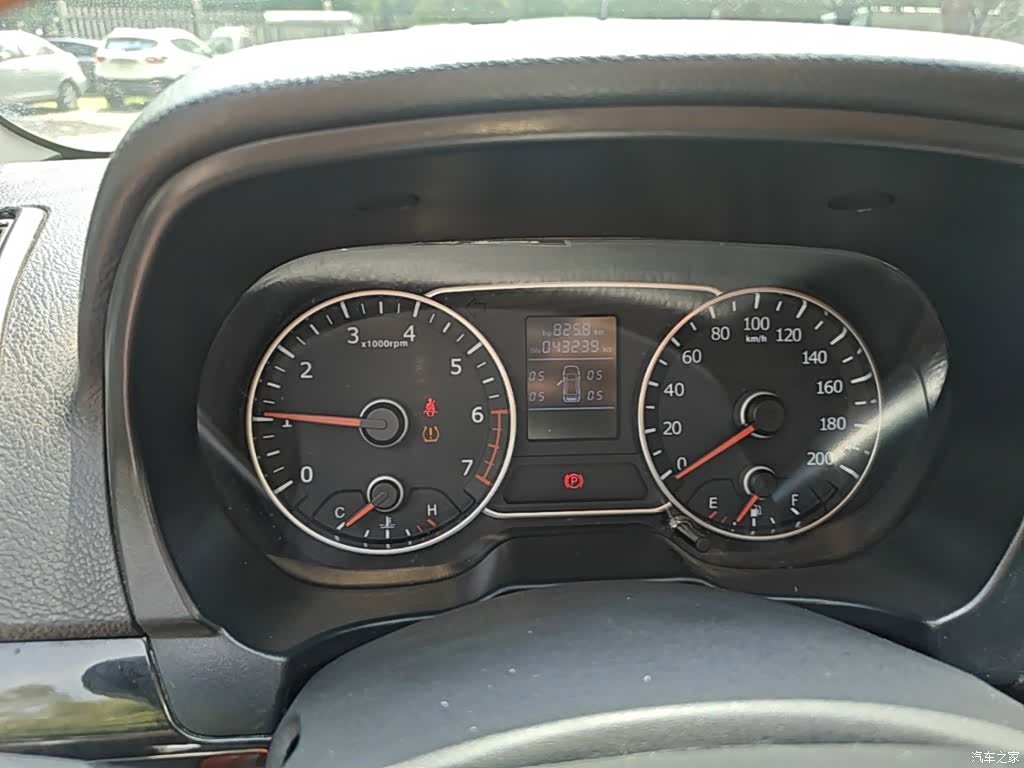 Landwind X8, 2017 12