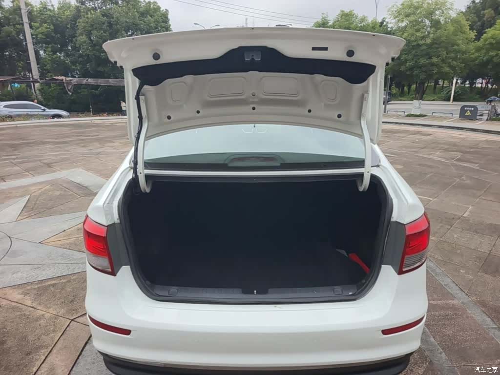 Kia K2, 2015 19