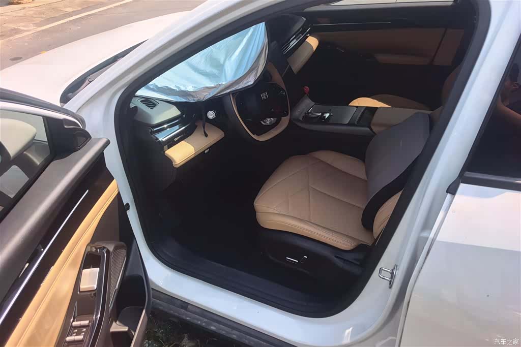 Geely Galaxy L6, 2024 9