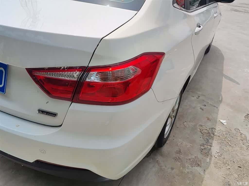 Changan V7, 2015 8