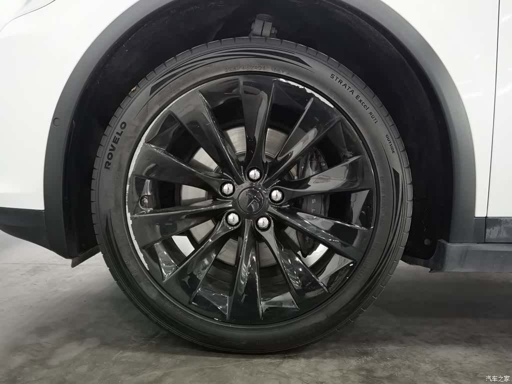Tesla Model X, 2017 17
