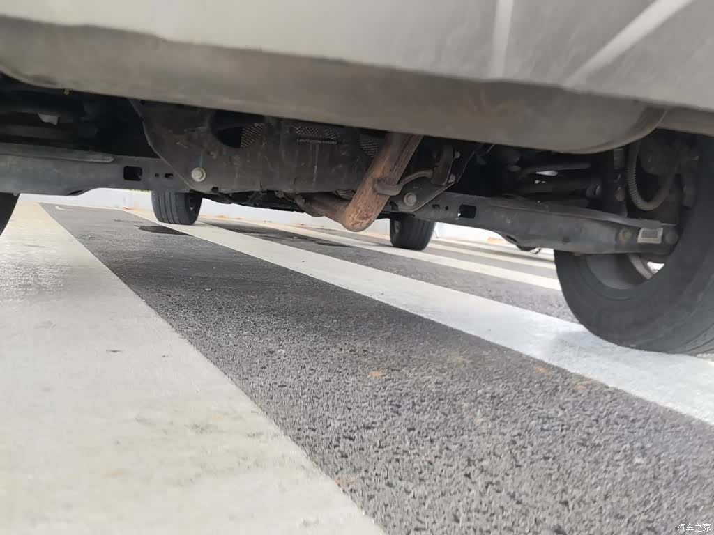 Geely X6, 2019 25