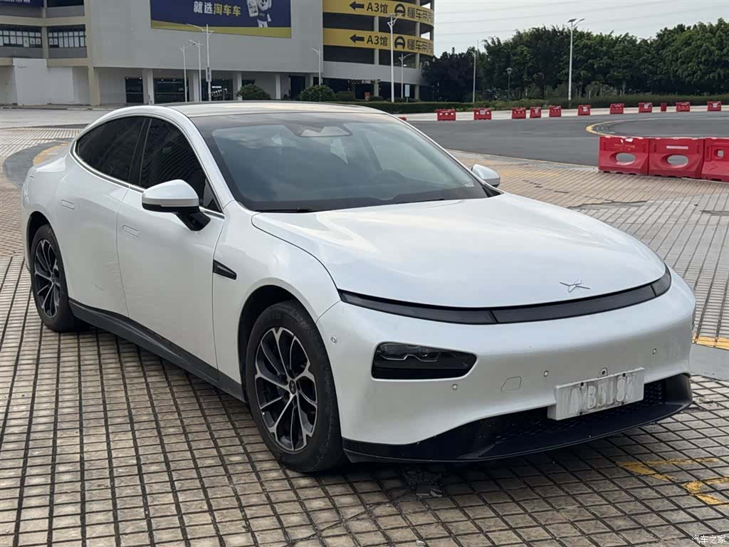 Xpeng P7, 2022 3