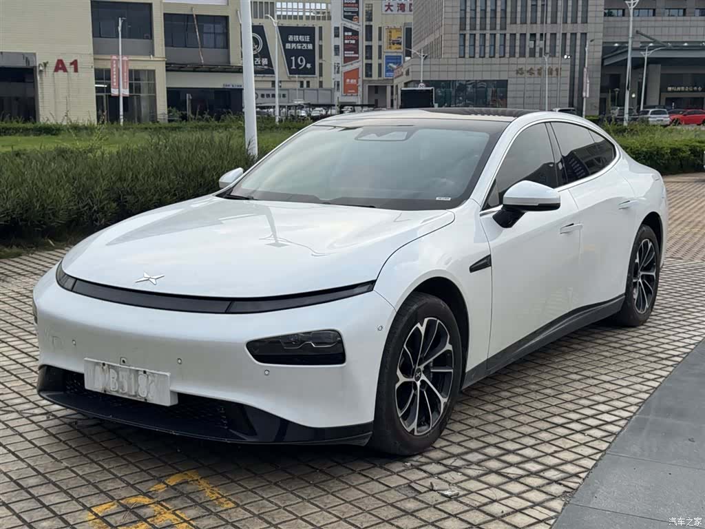 Xpeng P7, 2022 1