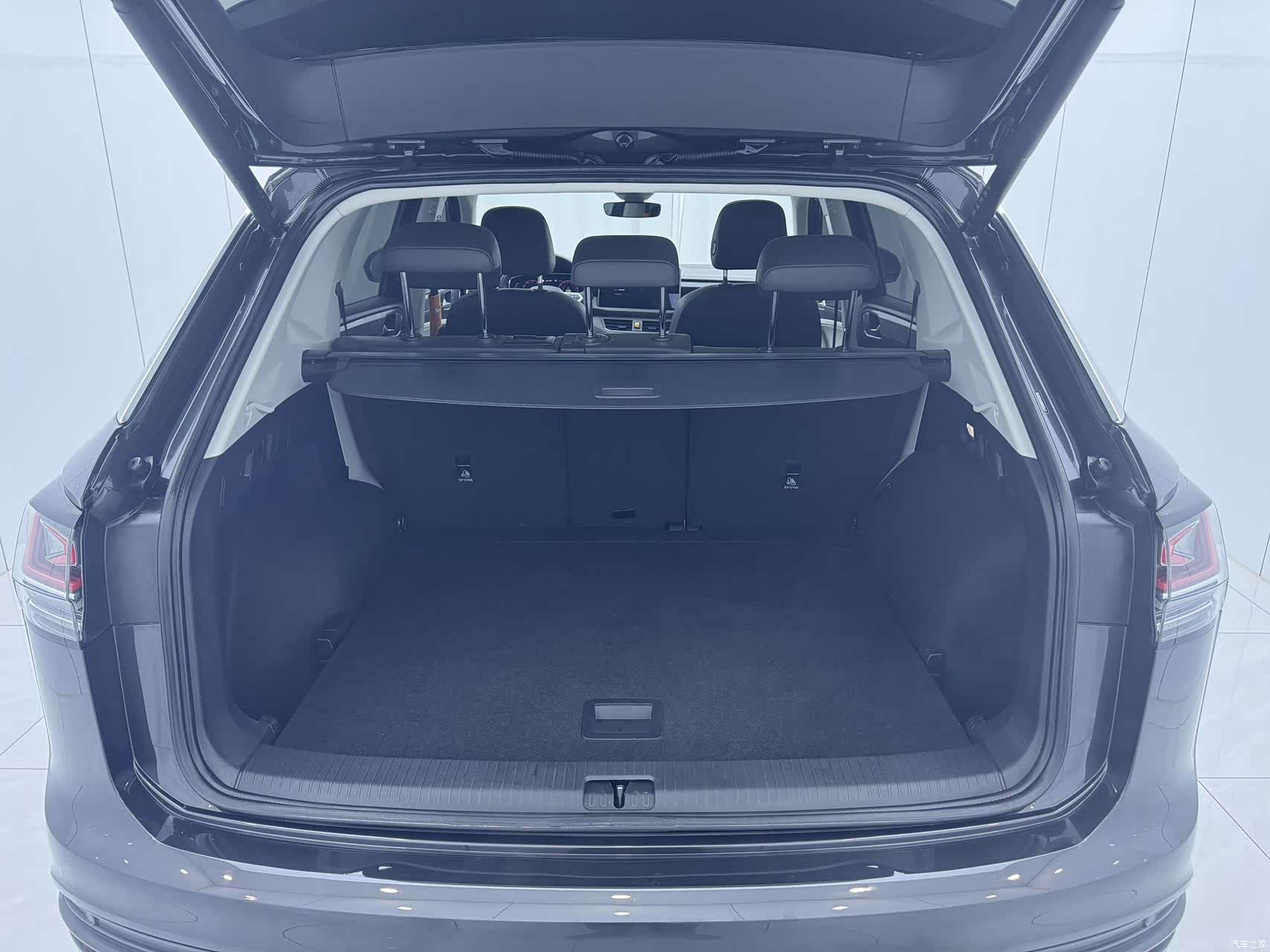 Volkswagen Tayron, 2023 18