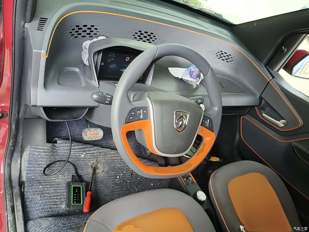 Wuling E100, 2019 10