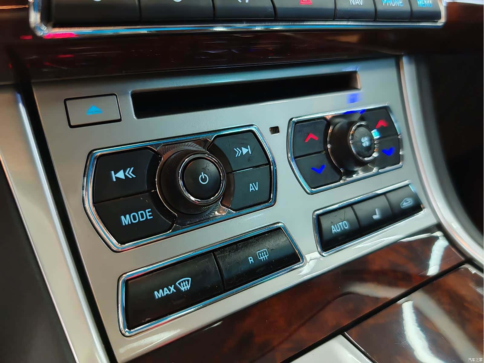 Jaguar XF, 2015 20
