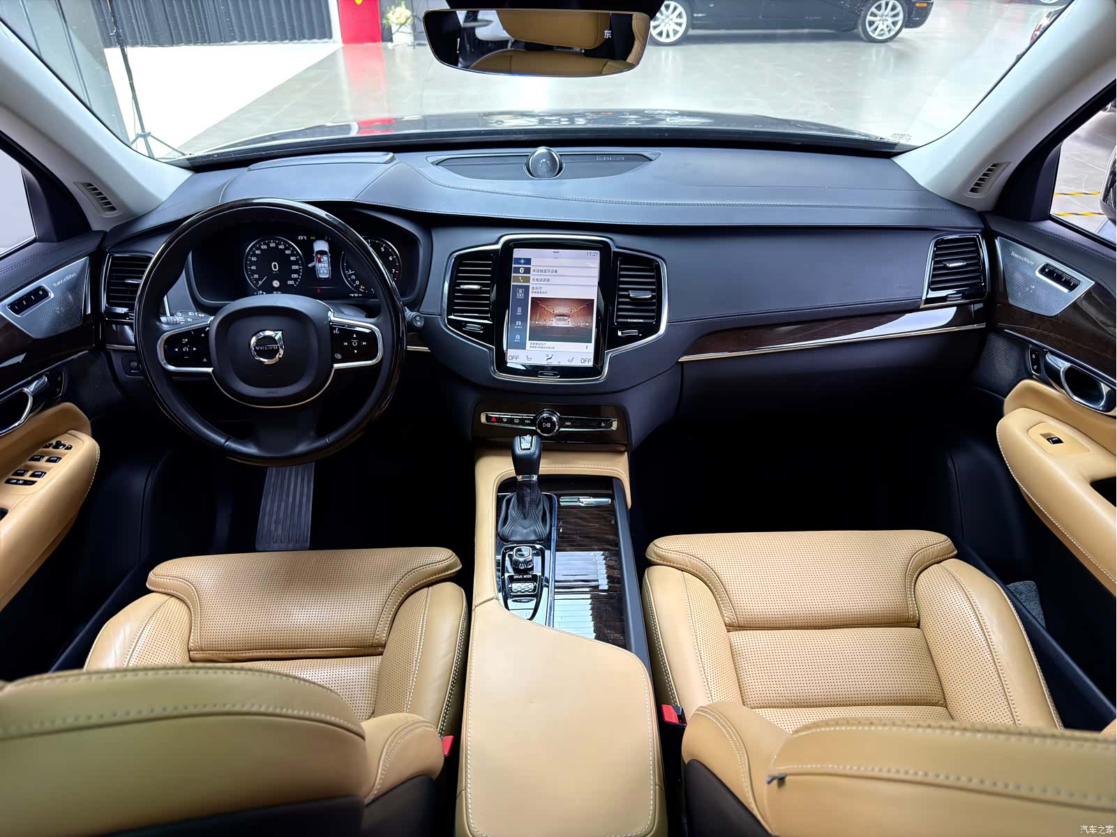 Volvo XC90, 2016 19