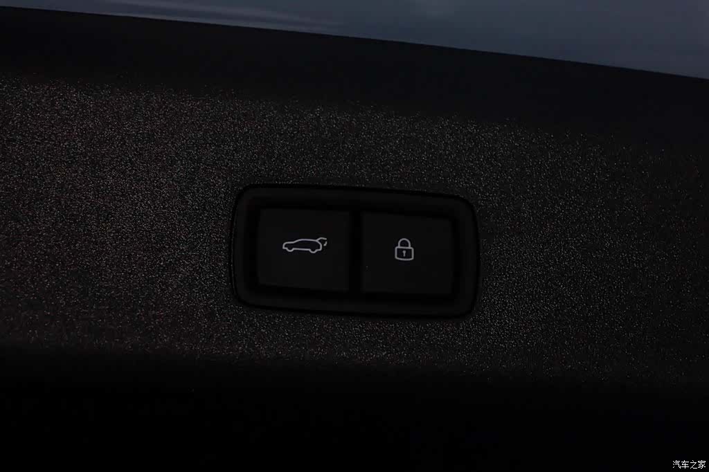 Li Auto i8, 2025 11