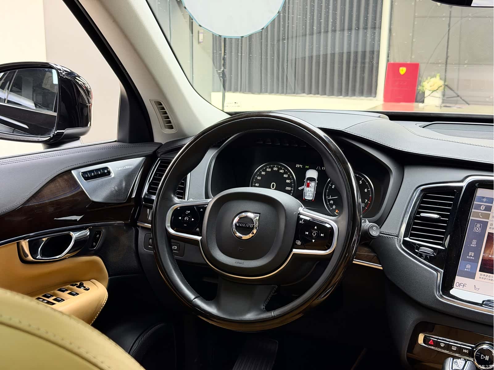 Volvo XC90, 2016 21