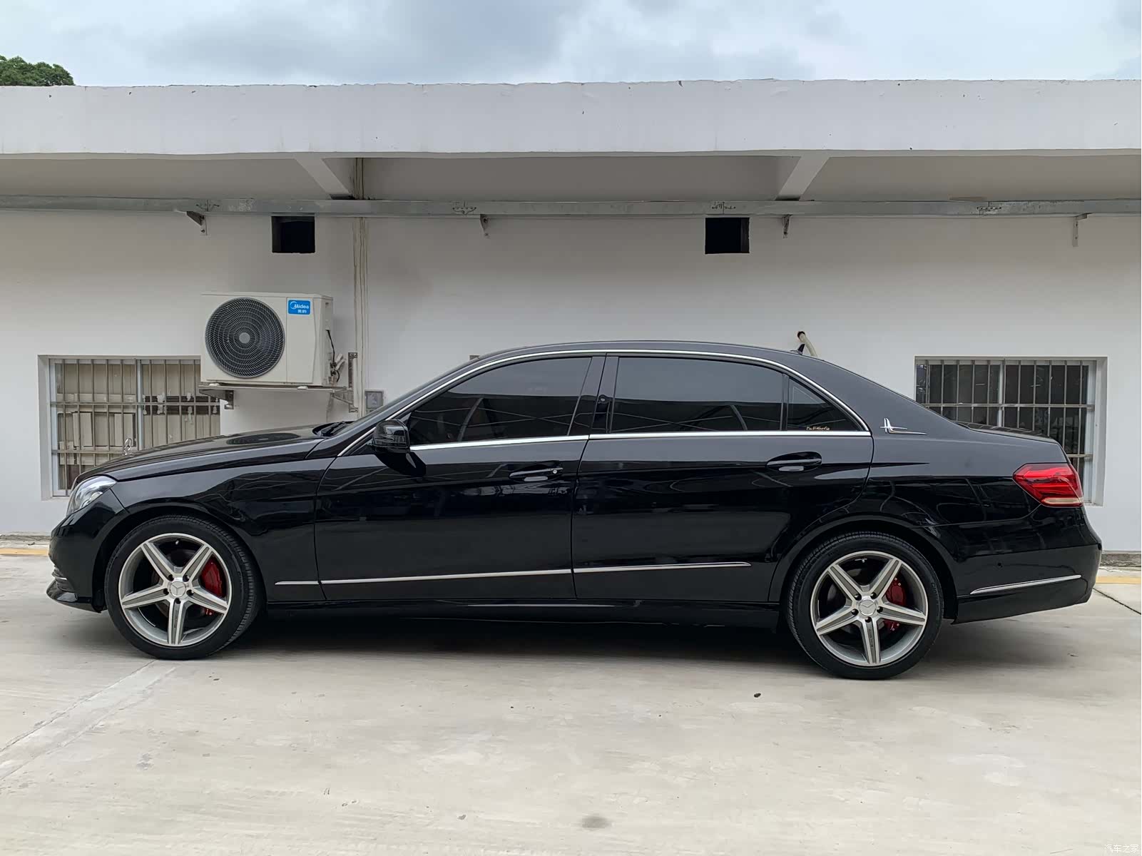 Mercedes-Benz E-Class, 2014 4