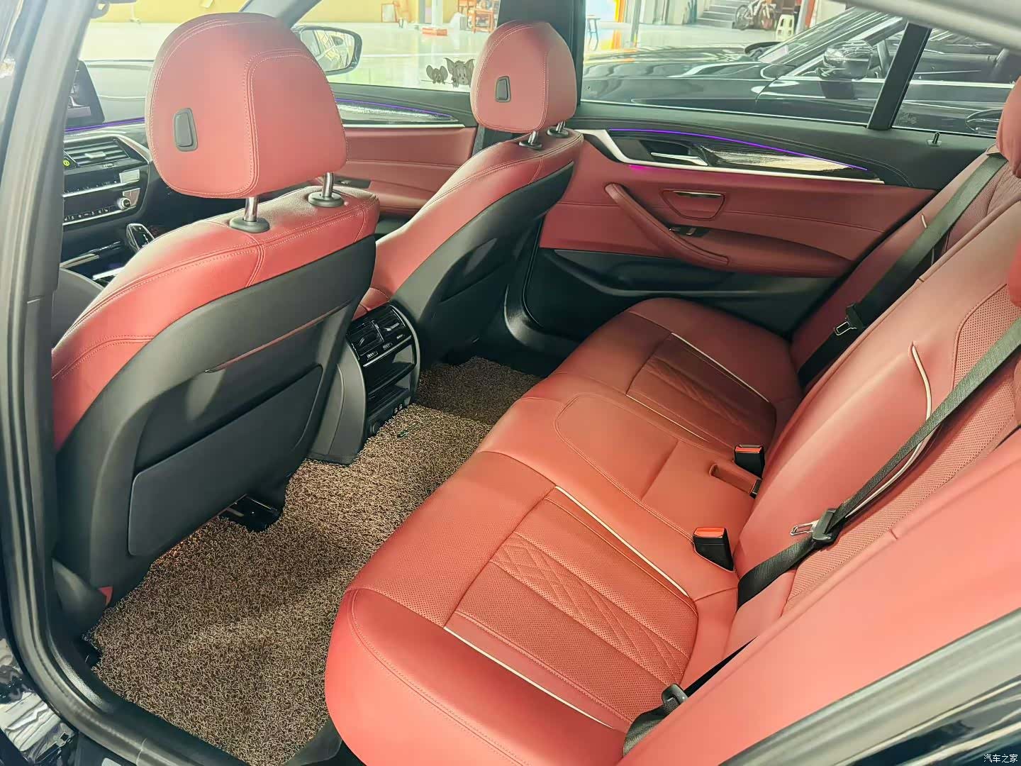 BMW 5 Series, 2022 все фото