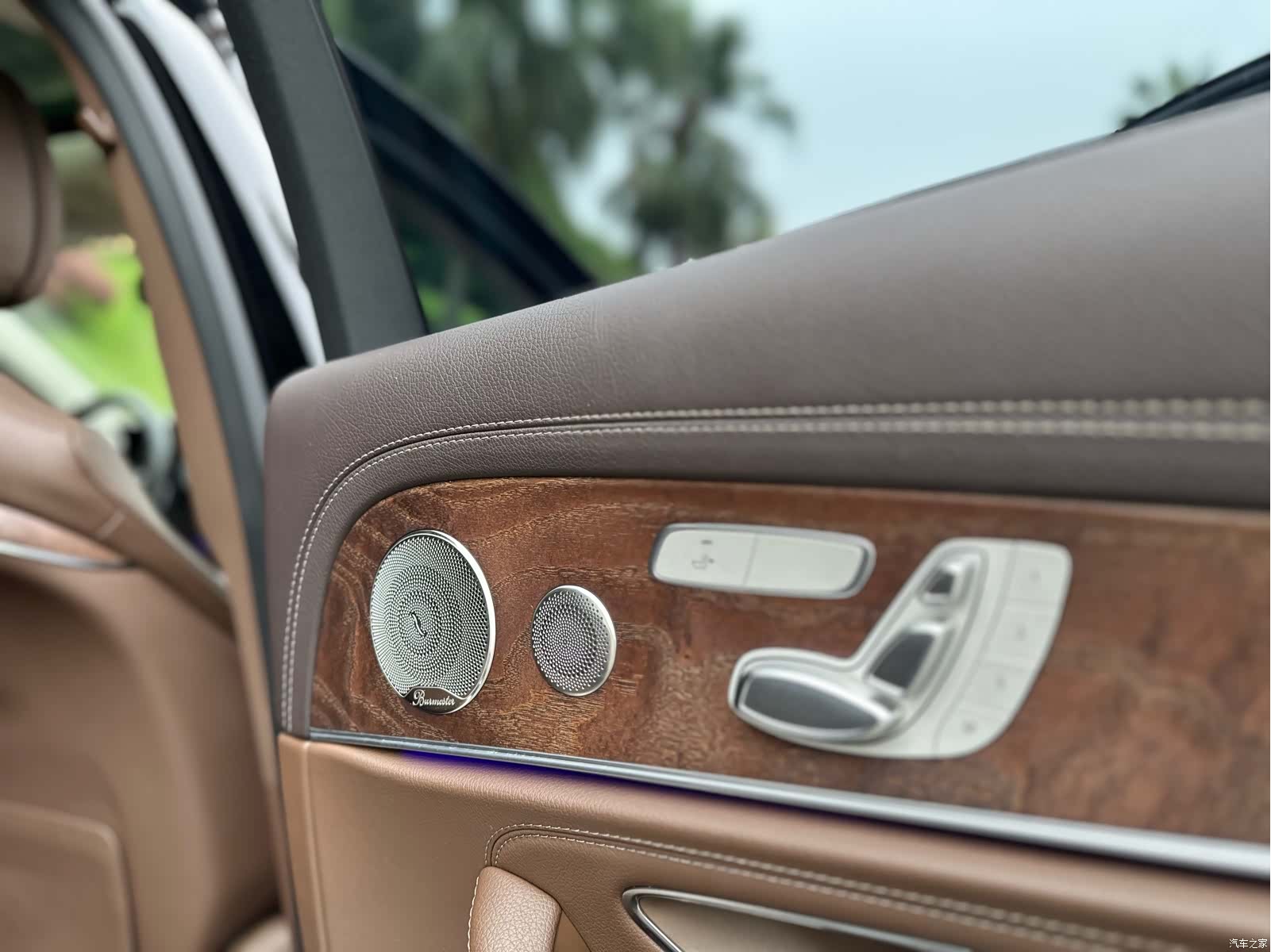 Mercedes-Benz E-Class, 2023 8