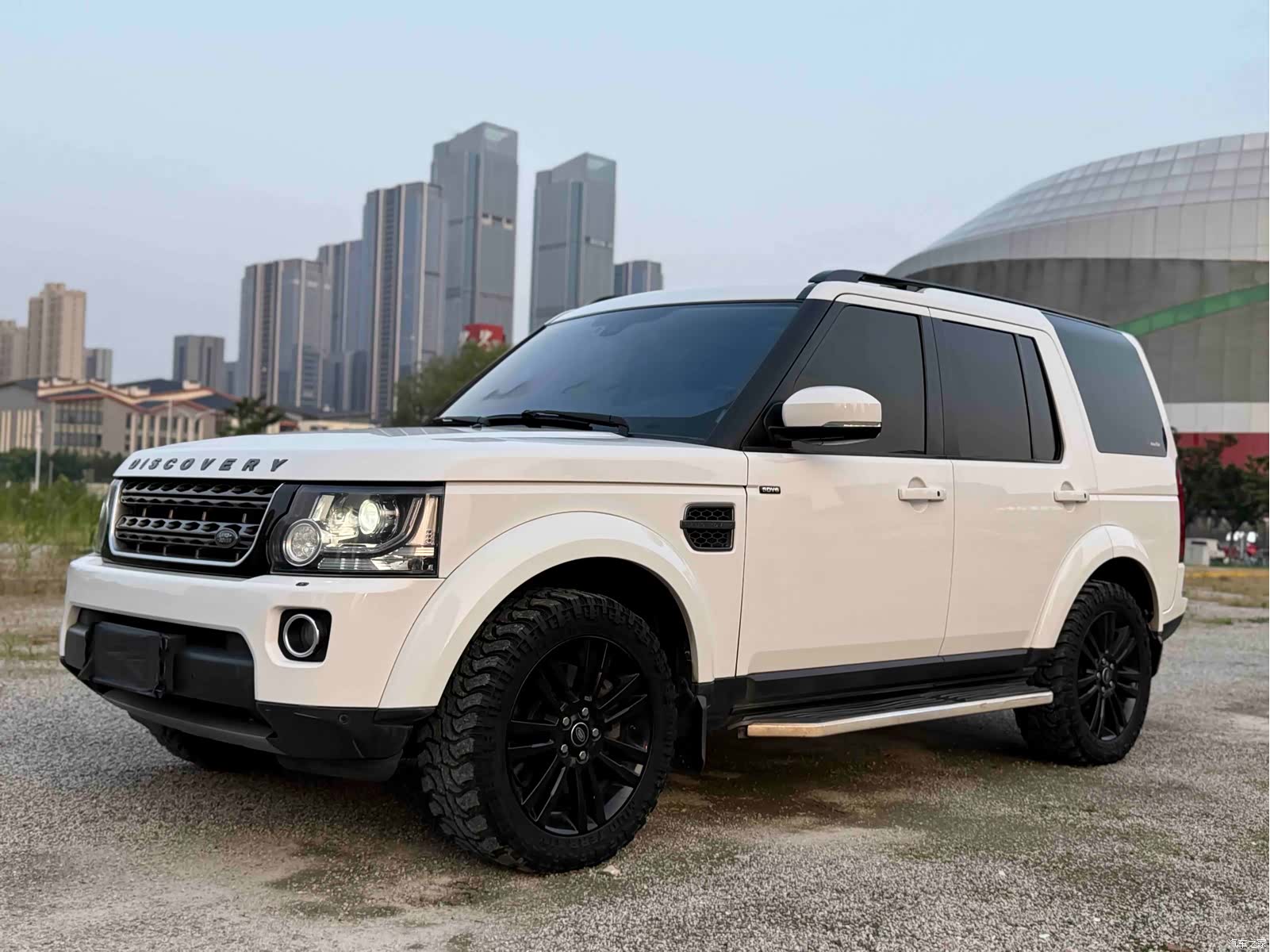Land Rover Discovery, 2016 1