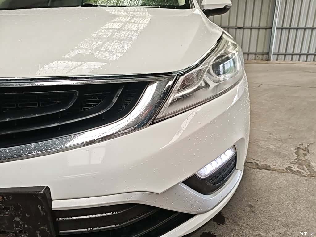 Geely Emgrand, 2017 24